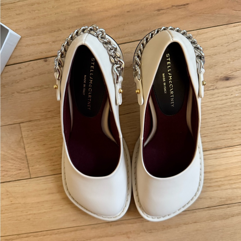 Stella McCartney Ryder Falabella chain pumps - off-white - 37 - BNWT